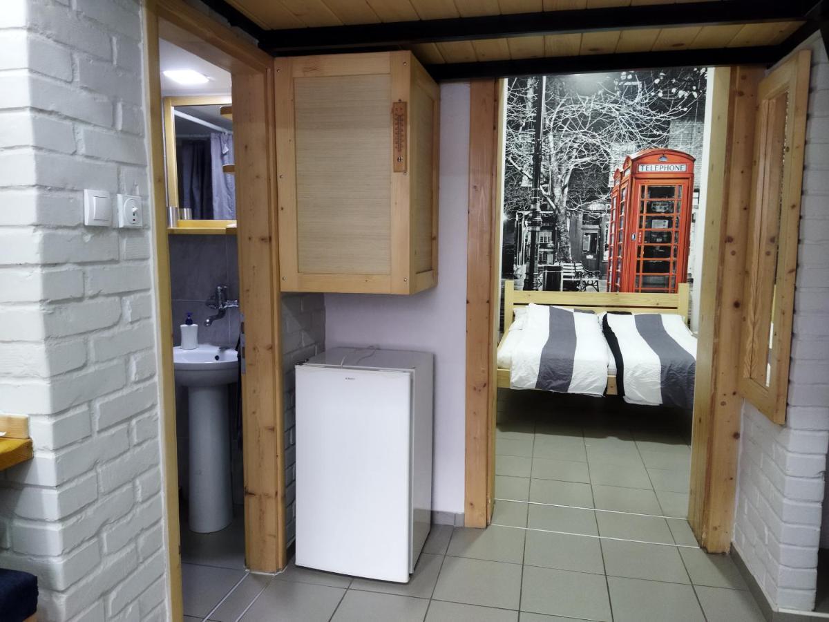 Apartmani Sirmium Sremska Mitrovica Exterior foto